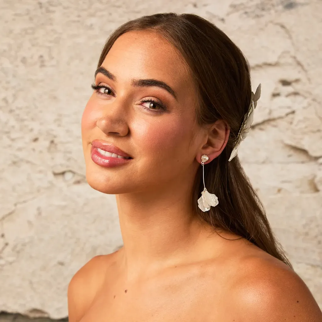 Aretes de bastón con flores cerámicas