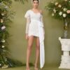 Vestido de chantilly francés con escote desigual