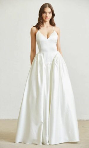 Vestido ampón plisado con cintura vasca